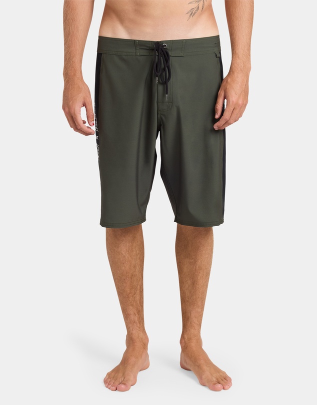 RVCA - Mens Symmetry 22