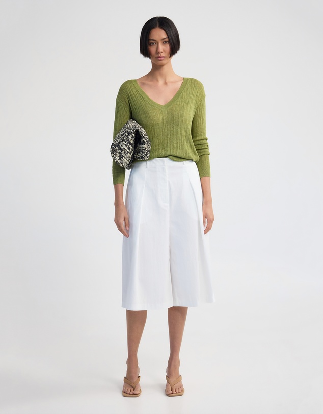 Oxford - Renee Deep V-Neck