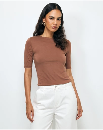 AERE - Kora Scoop Back Top