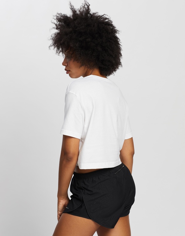 Nike - Sportswear Essential Crop Tee