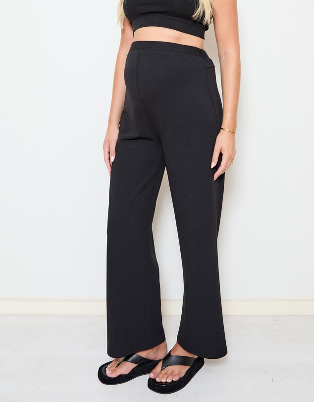 Soon Maternity - Pull-On Wide Leg Pants (Cropped)