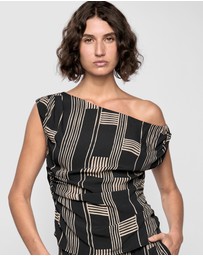 Staple the Label - Marina Asymmetrical Top