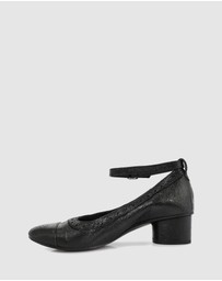 Beau Coops - Kenley Courtshoes