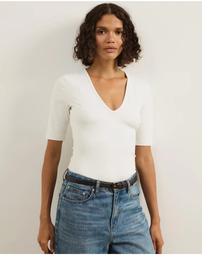 Atmos&Here - Deep V-Neck T-Shirt