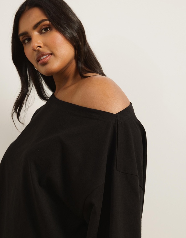 Atmos&Here Curvy - Sadie Oversized Cotton Boat Neck T-Shirt