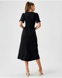 Tussah - Everyly Midi Dress