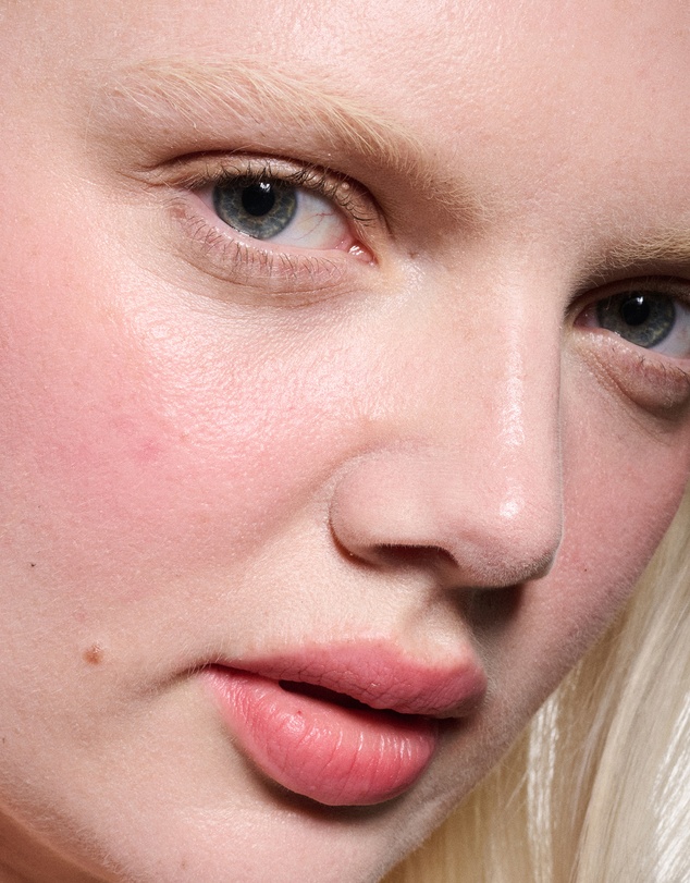 MAC - Powder Kiss Lip + Cheek Mousse