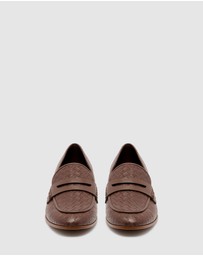 Nine West - Manner