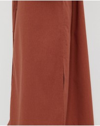 Calli - Linen Blend Seamed Midi Dress