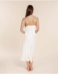 Gingerlilly - Magnolia Silky Satin Long Gown
