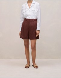 Trenery - Delave Linen Tailored Short in Espresso