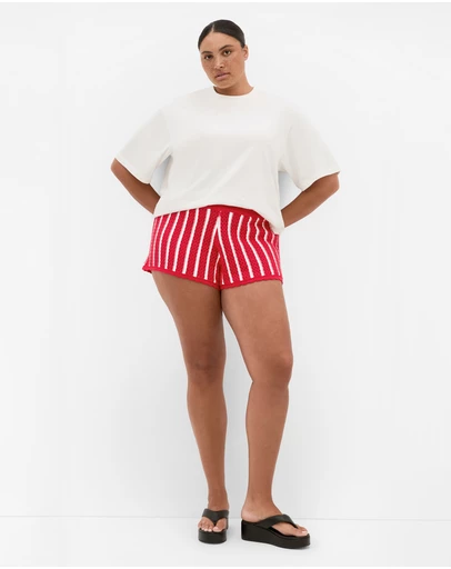 City Chic - Plus Size Issy Crochet Knit Stripe Short - red