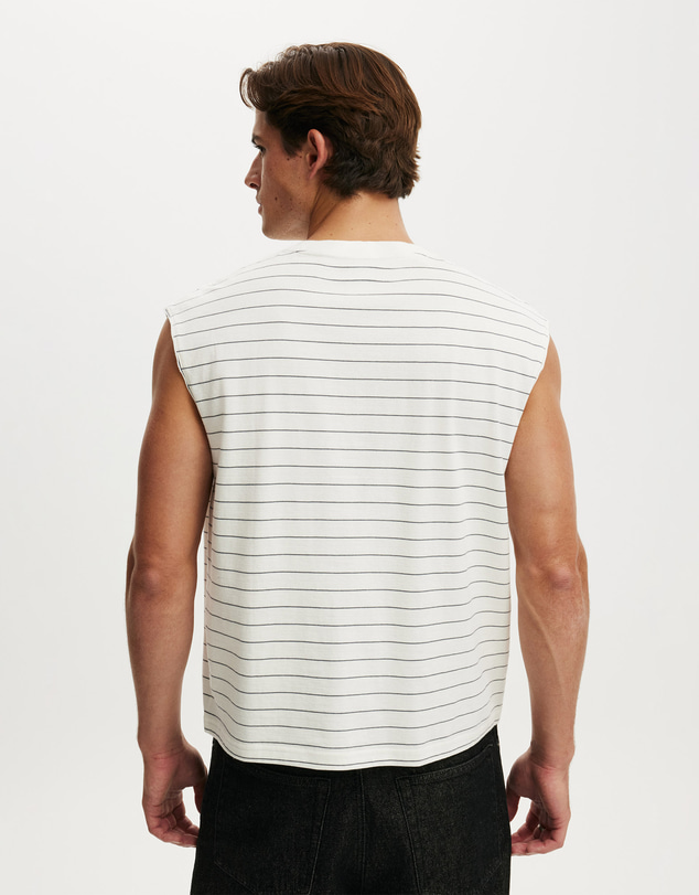 Cotton On - Cropped Fit Muscle