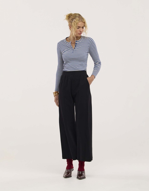 Obus - Traveller Waffle Henley Top