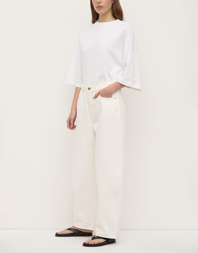 Assembly Label - High Rise Barrel Jeans