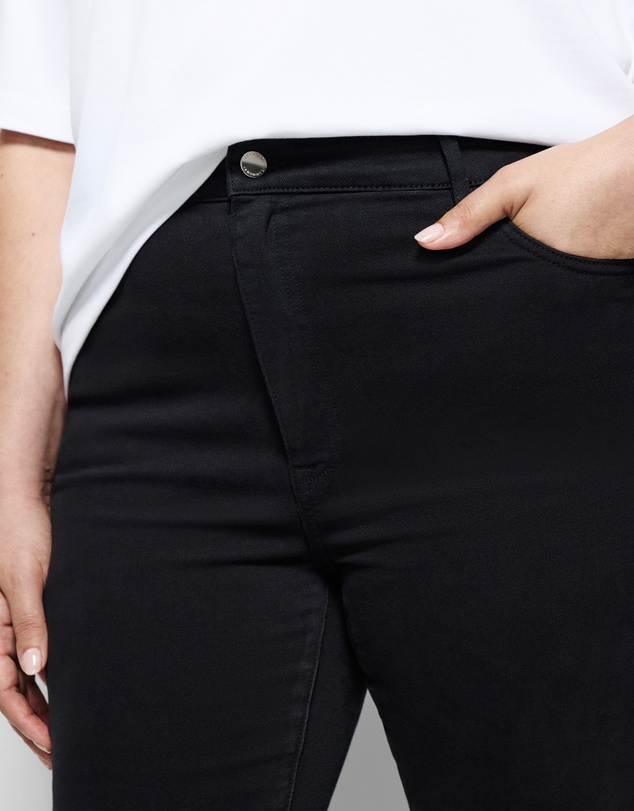Commonry - Skinny Leg Jean