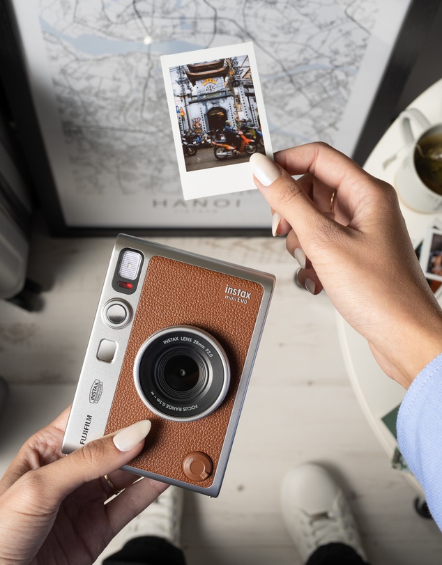 Fujifilm - Instax Mini Evo