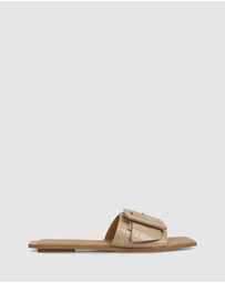 Beau Coops - Melania Slides