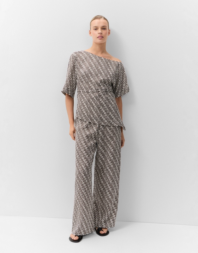 UNISON - Asymm Geo Top