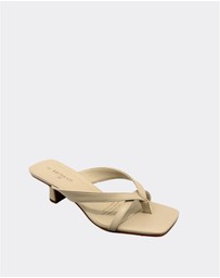Human - Foxx Kitten Sandals - Women's