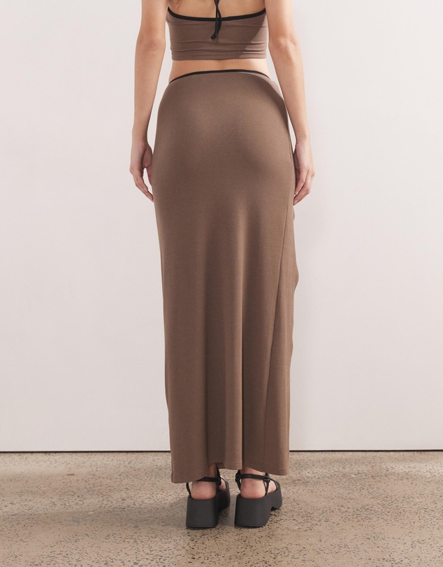 Dazie - Mirage Cut Out Slit Front Midi Skirt