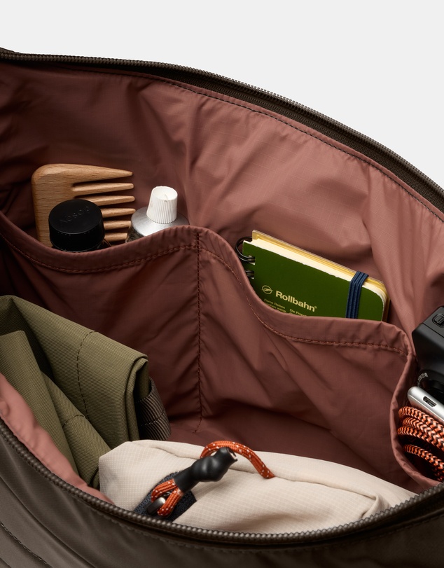 Bellroy - Laneway Crescent Bag 12L