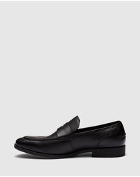 Uncut - Spargo Loafers