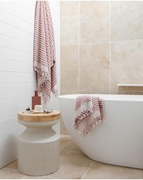 Miss April - Pompom Bathroom Set