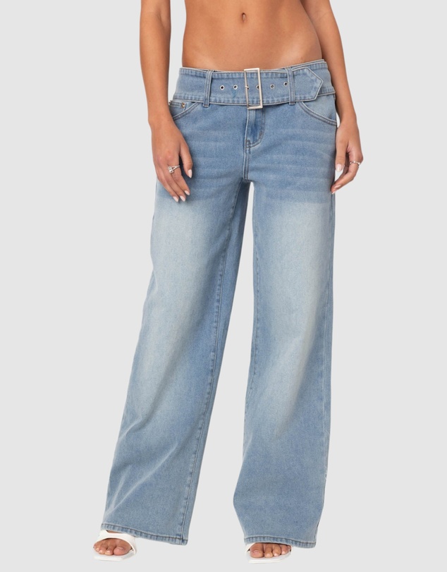 EDIKTED - Buckle Baby Washed Relaxed Jeans