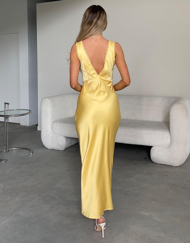 Dazie - Valentina Lace Trim Maxi Dress
