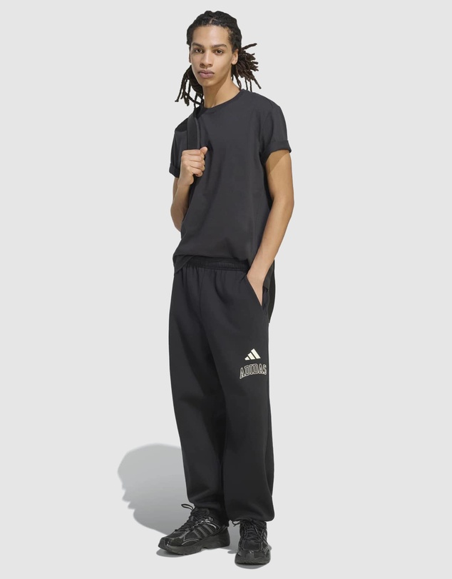 adidas Sportswear - Kit Small Logo T-Shirt