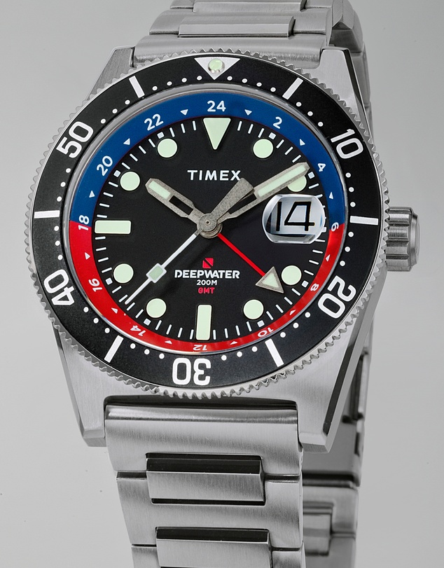 TIMEX - Deep Water Reef 200 GMT Black Dial Red RR Bracelet
