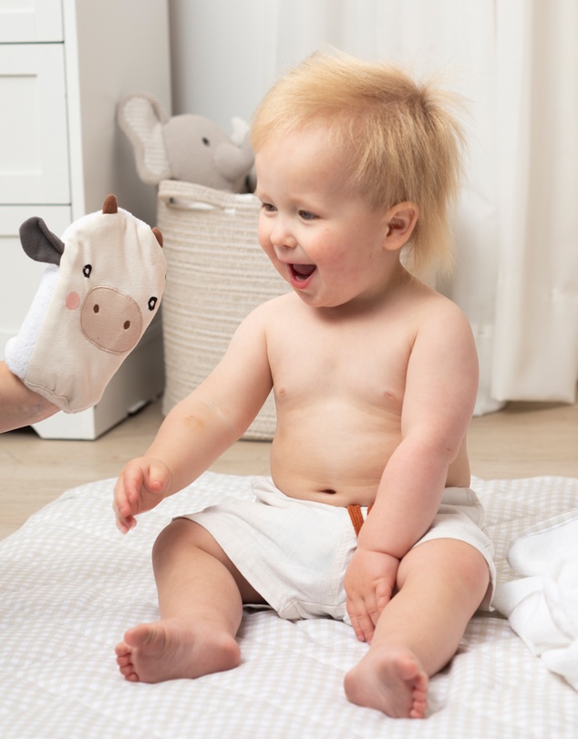 Living Textiles - Organic Bath Mitt - Tractor Ride/Cow