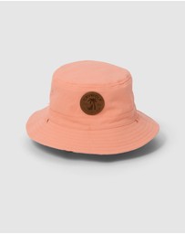 Crywolf - REVERSIBLE BUCKET HAT Strawberry Splash
