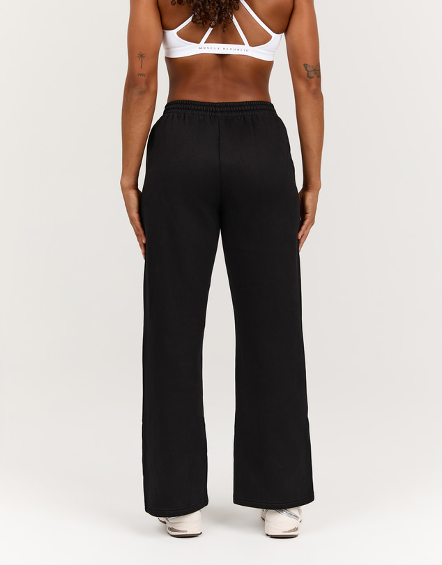 Muscle Republic - Classic Wide Leg Sweatpant