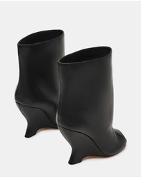 Steve Madden - Relix Black Leather Wedge Booties