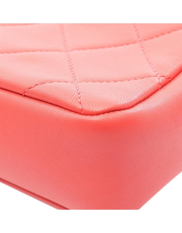 Pre-Loved by Azura Reborn - Pre-Loved Small Quilted Lambskin Elegant Chain Single Flap