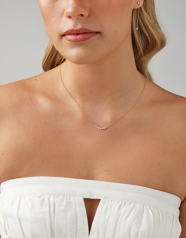 Michael Hill - Necklace with 0.25 Carat TW of Diamonds in 18kt Yellow Gold