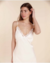 Gingerlilly - Azalia Silky Satin Short Chemise