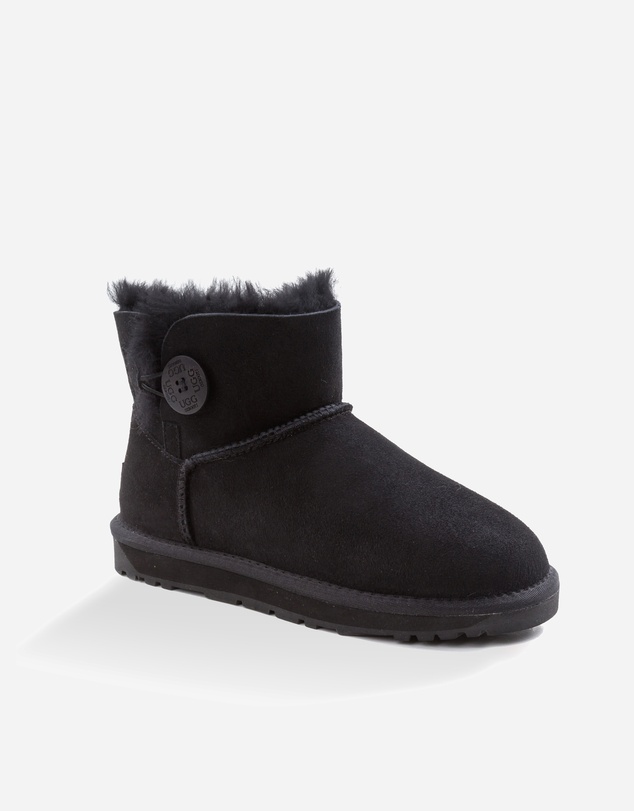 Ozwear Connection Uggs - Ugg Classic Mini Button Boots (Water Resistant)