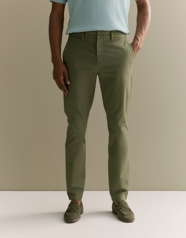 Trenery - Regular Fit Chino Pant in Hunter Green