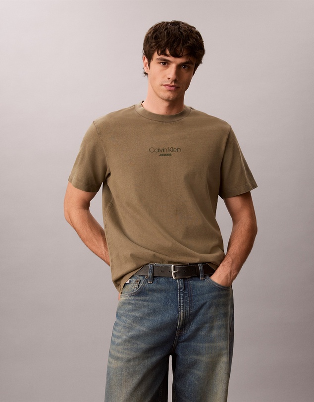 Calvin Klein Jeans - Acid Wash Logo Graphic T-Shirt