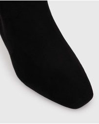 Betts - Wider Fit Prime Block Heel Knee High Boots