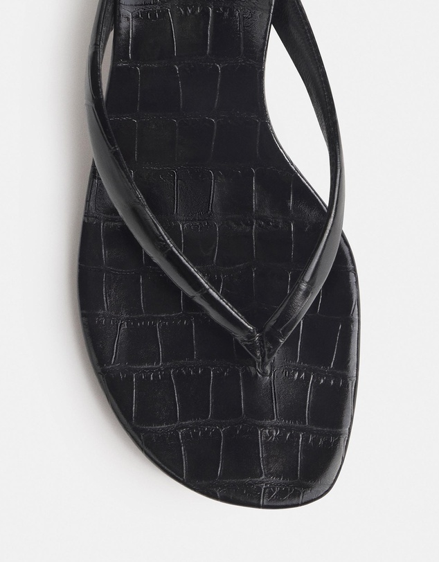 Reformation - Amelia Heeled Thong