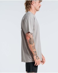 Vacancy Co - Nurture Nature Tee
