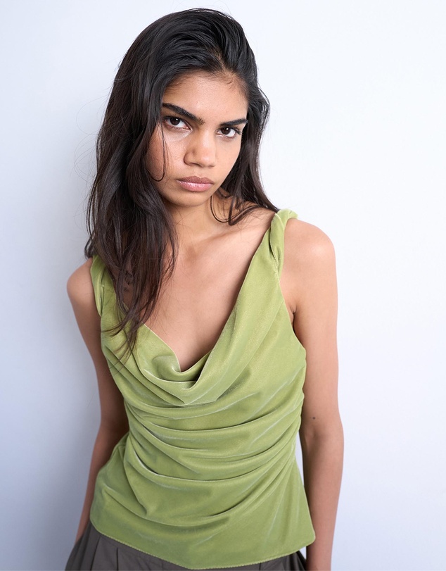 TOPSHOP - Co-Ord Twist Shoulder Velvet Cami