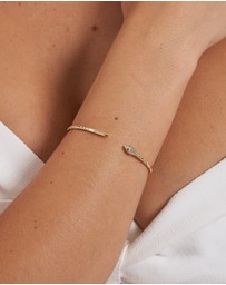 Izoa - Green Eye Embellished Snake Cuff