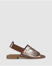S by Sempre Di - Isere Flat Sandals
