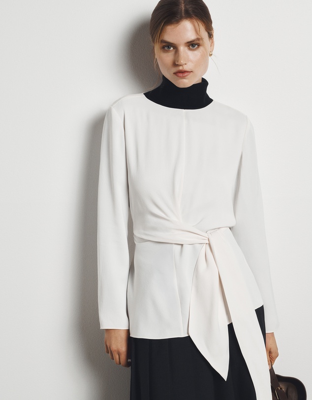Country Road - Twist Long Sleeve Blouse