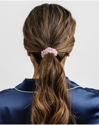 SILK MAGNOLIA - Pure Silk Scrunchie